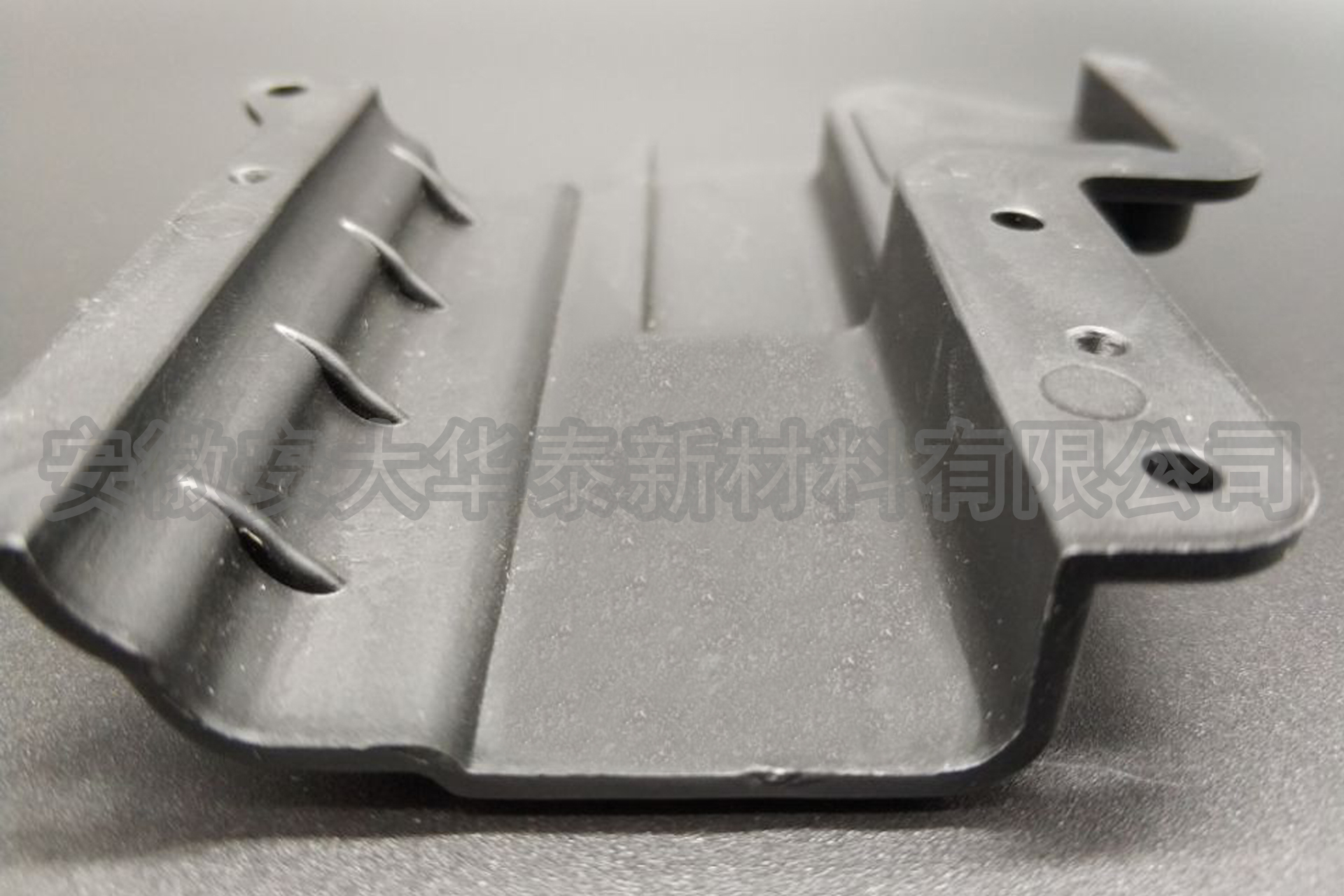 PP材料，水性聚氨酯應(yīng)用于PP材料粘接