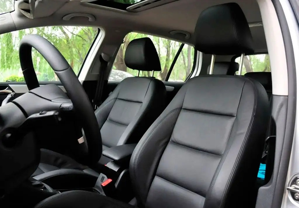 汽車內(nèi)飾膠