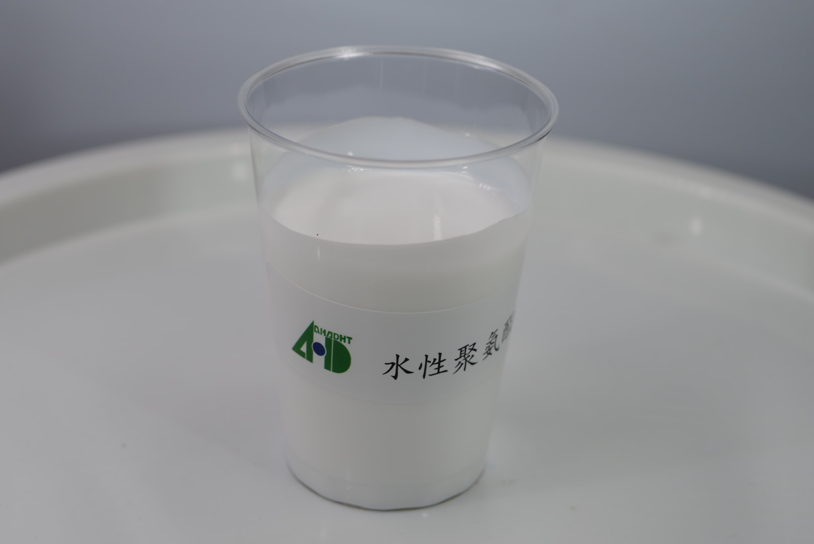 汽車內(nèi)飾膠